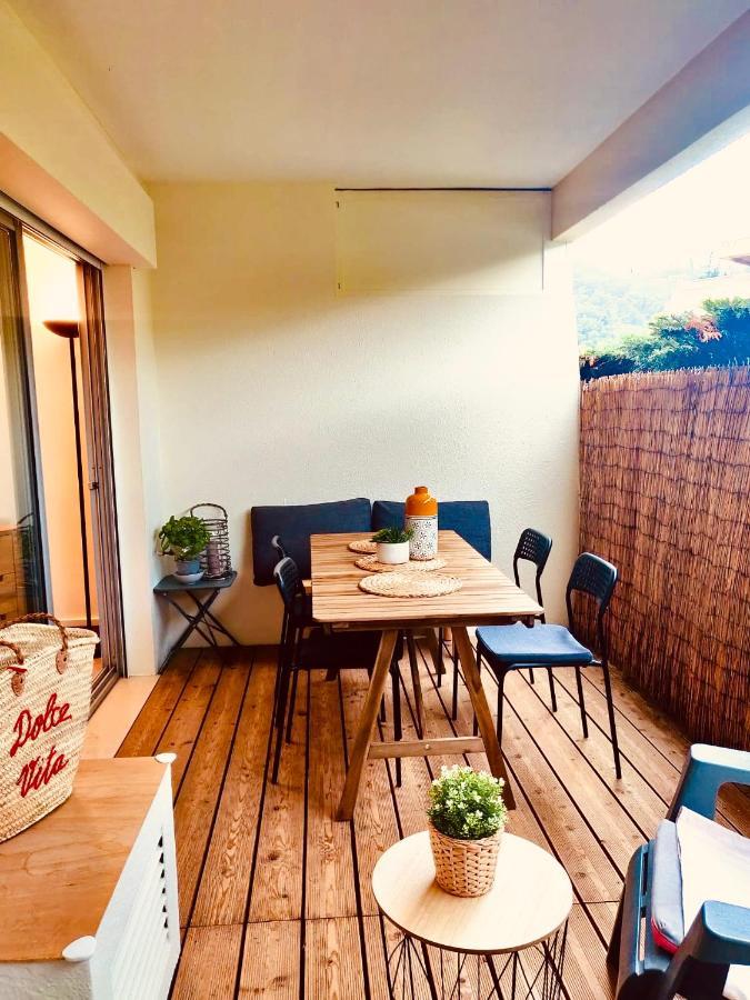 Mandelieu Grand Studio Avec Piscine Et Proche De La Mer מראה חיצוני תמונה