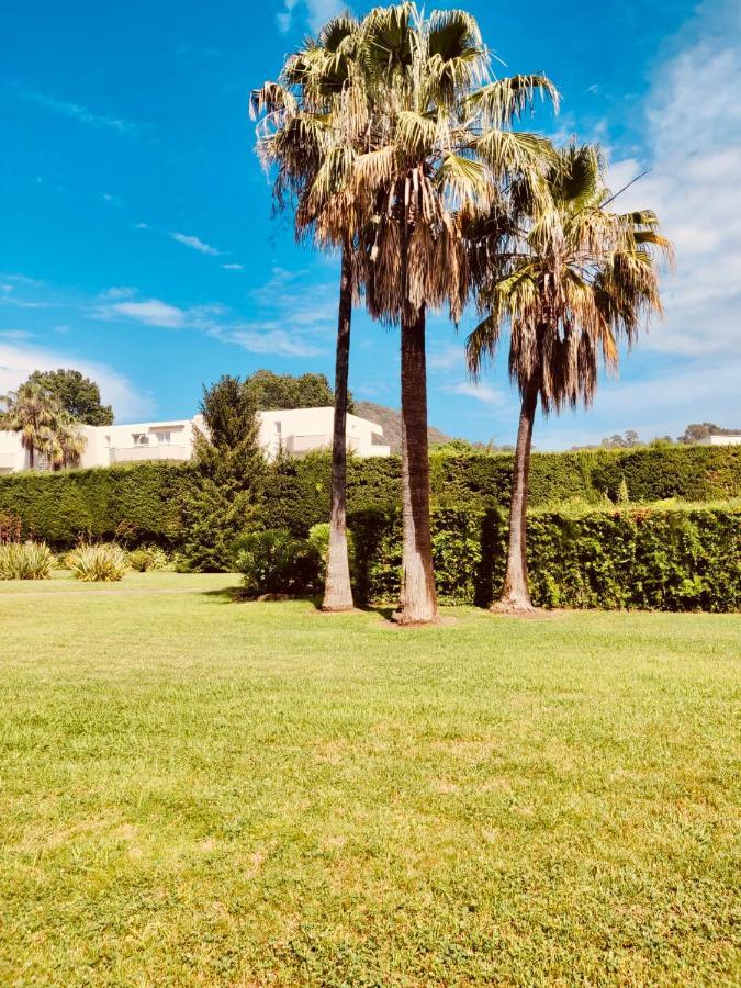 Mandelieu Grand Studio Avec Piscine Et Proche De La Mer מראה חיצוני תמונה